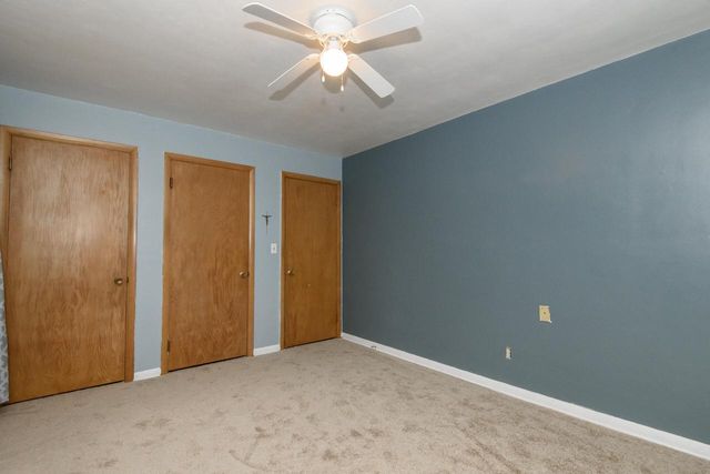 933 Parkview LANE, Mukwonago, WI 53149
