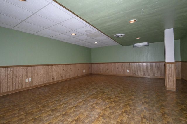 933 Parkview LANE, Mukwonago, WI 53149