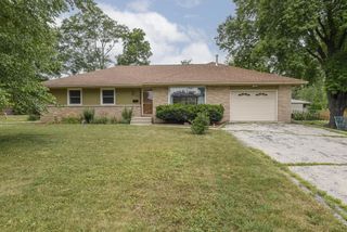 933 Parkview LANE, Mukwonago, WI 53149