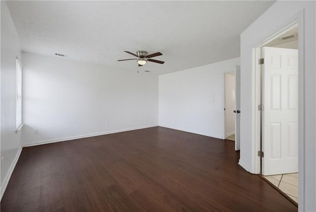 2545 Lake Royale Drive, Riverdale, GA 30296