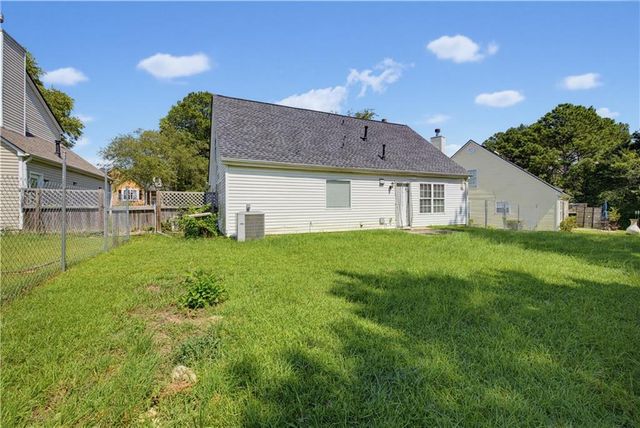 2545 Lake Royale Drive, Riverdale, GA 30296