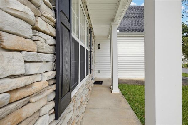 2545 Lake Royale Drive, Riverdale, GA 30296