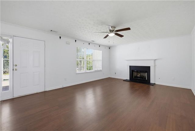 2545 Lake Royale Drive, Riverdale, GA 30296
