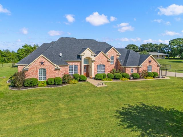 3813 County Road 2212, Caddo Mills, TX 75135