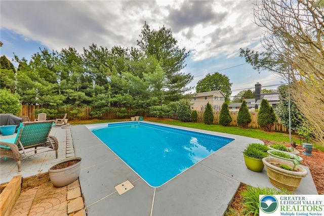 2996 Mosser Drive, Salisbury Twp, PA 18103