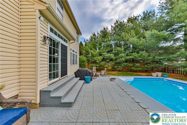 2996 Mosser Drive, Salisbury Twp, PA 18103