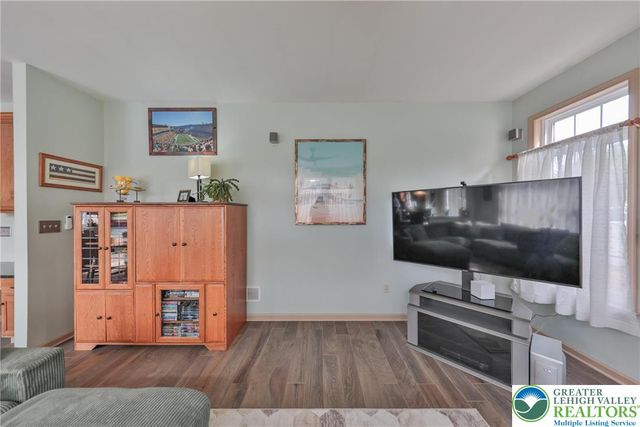 2996 Mosser Drive, Salisbury Twp, PA 18103