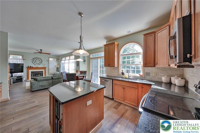 2996 Mosser Drive, Salisbury Twp, PA 18103