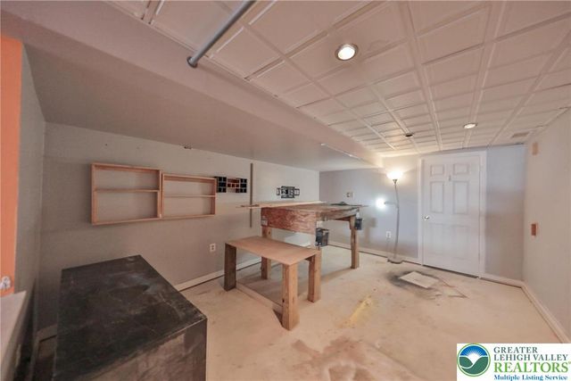 2996 Mosser Drive, Salisbury Twp, PA 18103