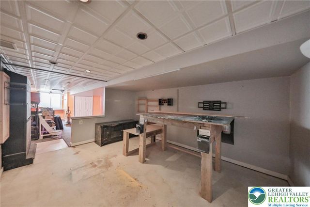 2996 Mosser Drive, Salisbury Twp, PA 18103
