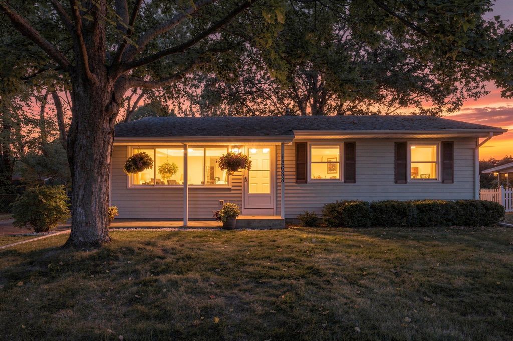 2688 Cedar Avenue, White Bear Lake, MN 55110 — exterior