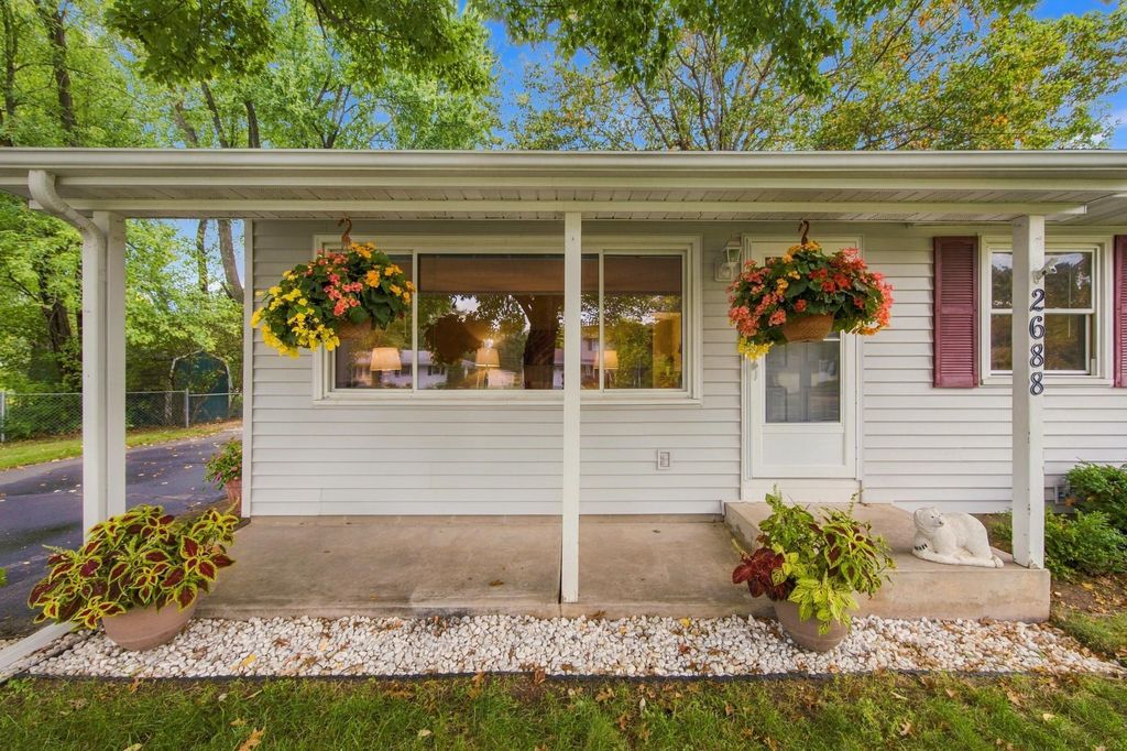 2688 Cedar Avenue, White Bear Lake, MN 55110 — photo 4
