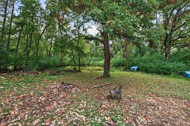 6382 Stillwater Boulevard N, Oakdale, MN 55128