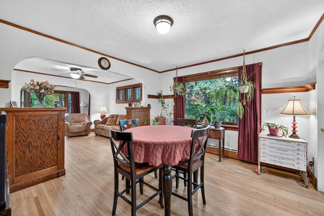 6382 Stillwater Boulevard N, Oakdale, MN 55128