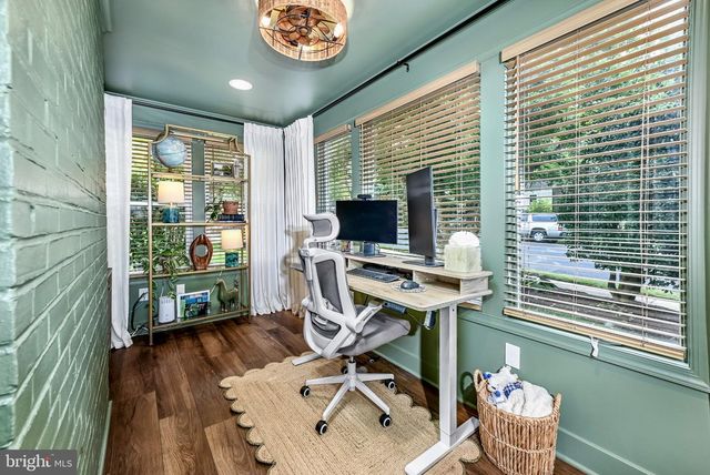 1701 N JEFFERSON ST, Arlington, VA 22205