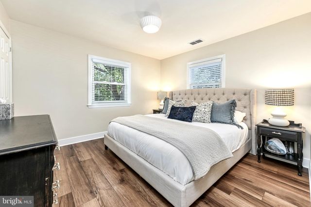 1701 N JEFFERSON ST, Arlington, VA 22205