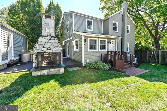 1701 N JEFFERSON ST, Arlington, VA 22205