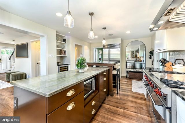 1701 N JEFFERSON ST, Arlington, VA 22205