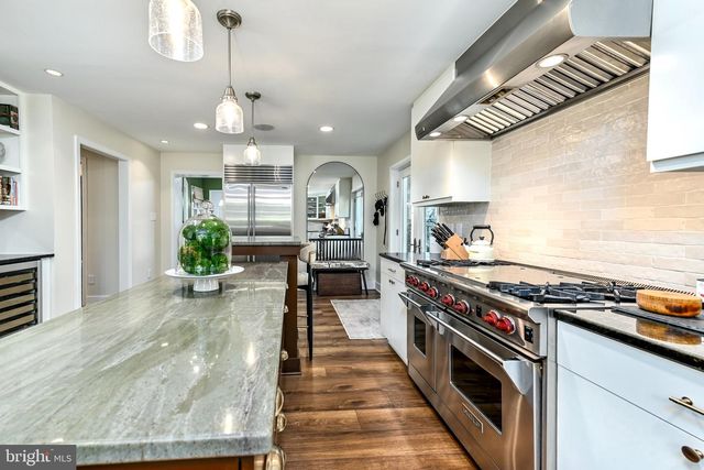 1701 N JEFFERSON ST, Arlington, VA 22205