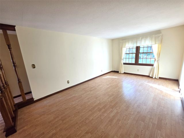 7622 CHESTNUT Street, Fairview, PA 16415