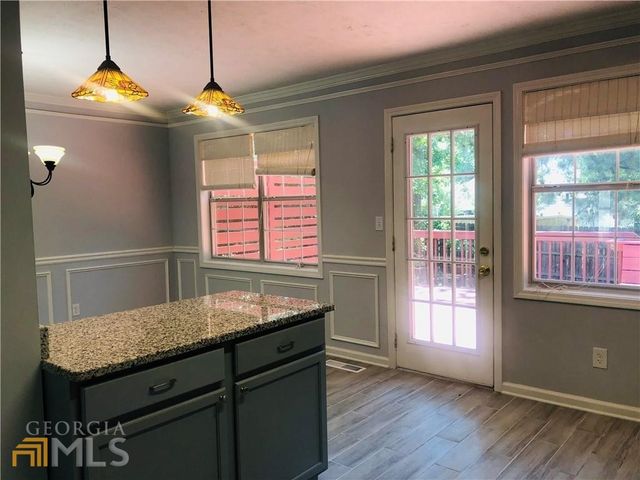 1012 Marina Trace Drive, Acworth, GA 30101