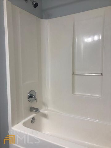 1012 Marina Trace Drive, Acworth, GA 30101