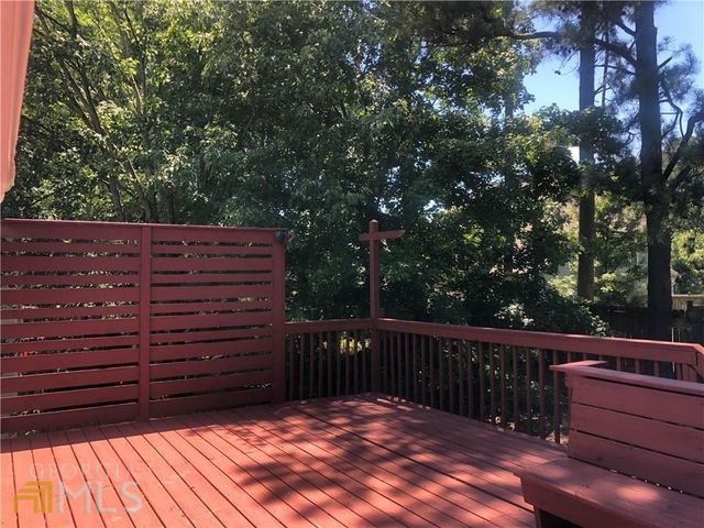 1012 Marina Trace Drive, Acworth, GA 30101