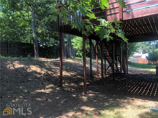 1012 Marina Trace Drive, Acworth, GA 30101