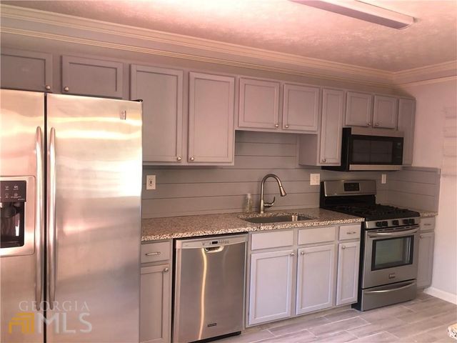 1012 Marina Trace Drive, Acworth, GA 30101