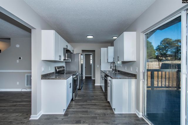 241 Dove Trace Drive, West Columbia, SC 29170