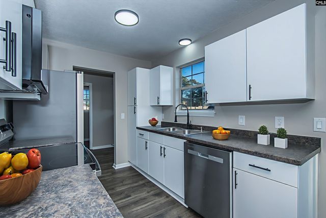 241 Dove Trace Drive, West Columbia, SC 29170