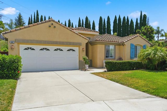 4901 Tropea Street, Oceanside, CA 92057