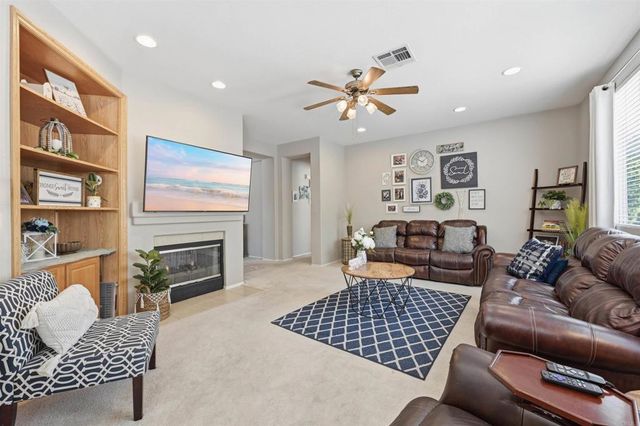 4901 Tropea Street, Oceanside, CA 92057