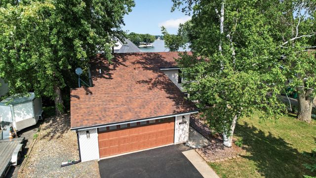 2952 Center Road SW, Prior Lake, MN 55372