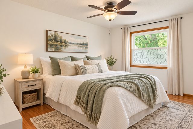 2952 Center Road SW, Prior Lake, MN 55372