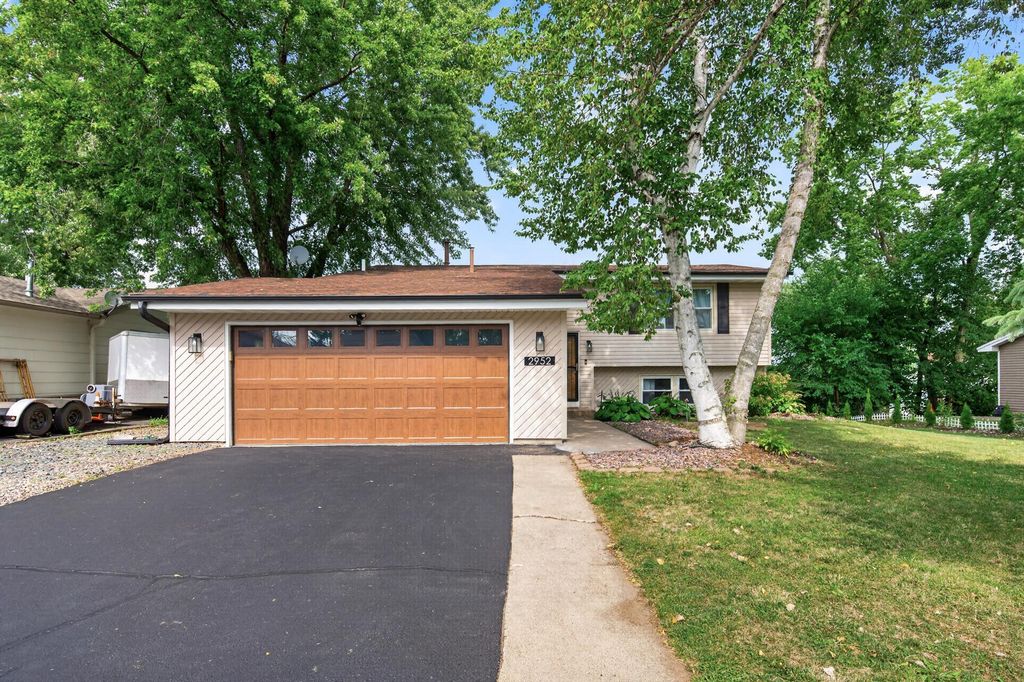 2952 Center Road SW, Prior Lake, MN 55372 — photo 2