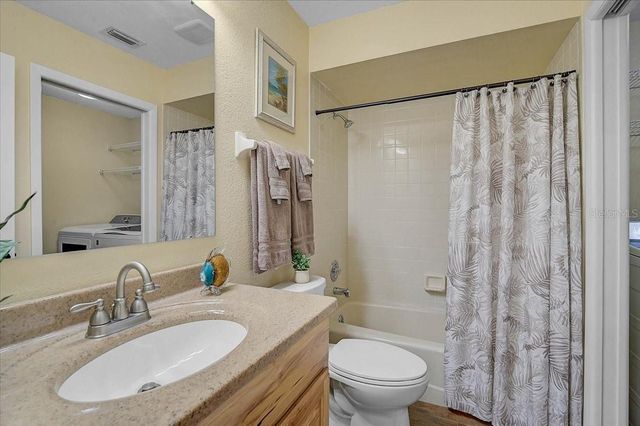 892 COUNTRY CLUB CIRCLE 50, Venice, FL 34293