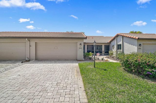892 COUNTRY CLUB CIRCLE 50, Venice, FL 34293
