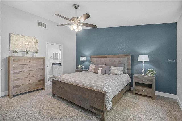 892 COUNTRY CLUB CIRCLE 50, Venice, FL 34293