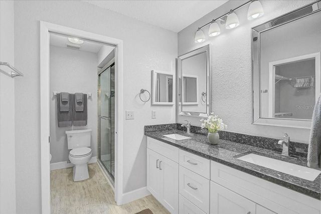 892 COUNTRY CLUB CIRCLE 50, Venice, FL 34293