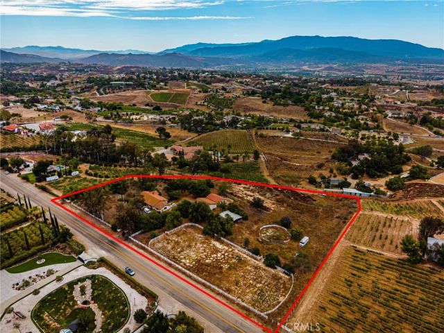 33545 Madera De Playa, Temecula, CA 92592
