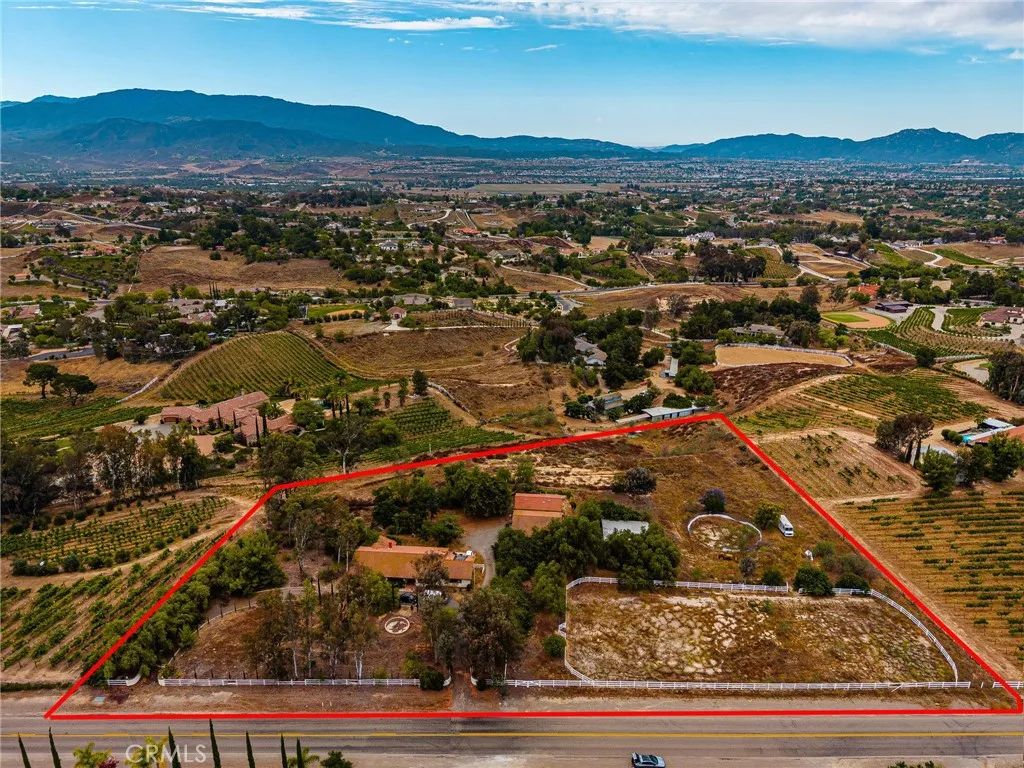 33545 Madera De Playa, Temecula, CA 92592