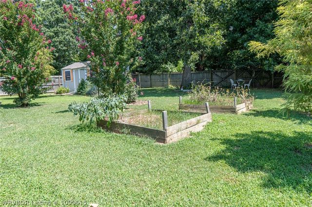 1566 Fianna Place, Fort Smith, AR 72908