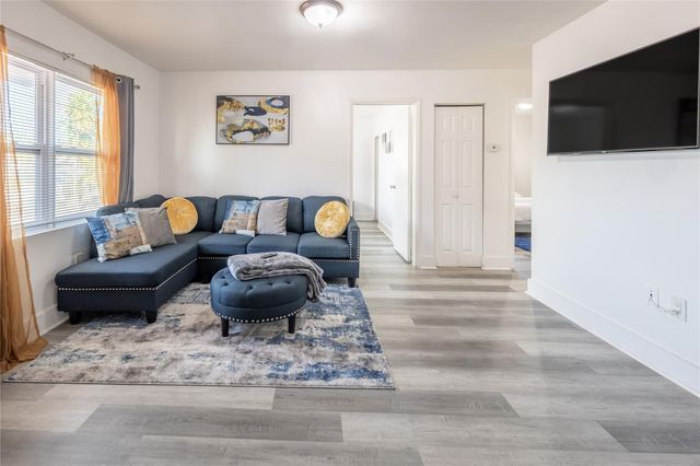 3120 SW 12th Pl, Fort Lauderdale, FL 33312