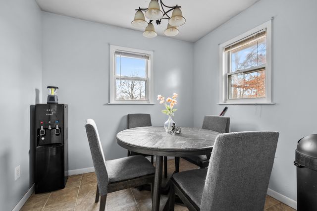 16 Charles E Place, Battle Creek City, MI 49015