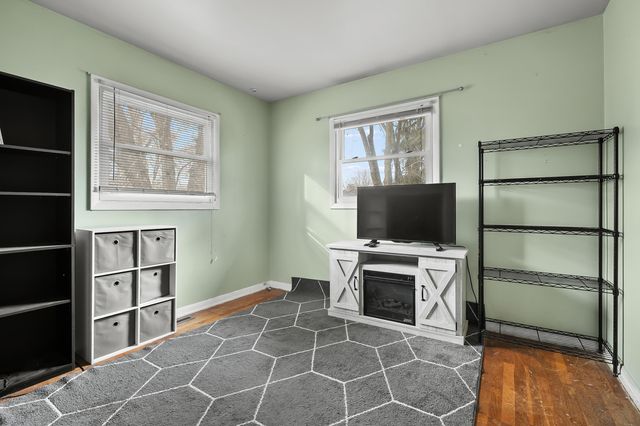 16 Charles E Place, Battle Creek City, MI 49015