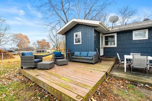 16 Charles E Place, Battle Creek City, MI 49015