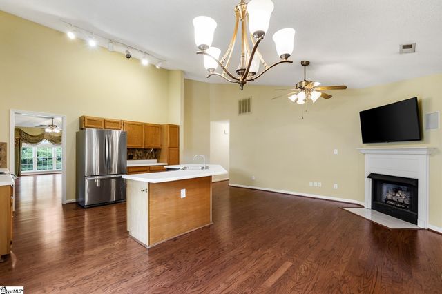 11 Cherry Cove Lane, Taylors, SC 29650