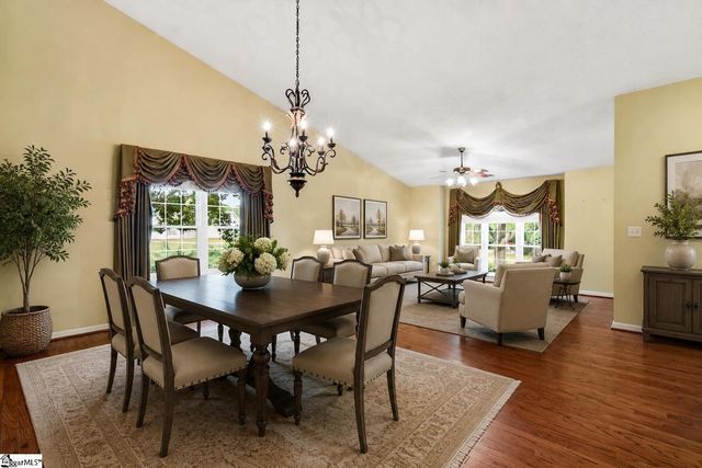 11 Cherry Cove Lane, Taylors, SC 29650