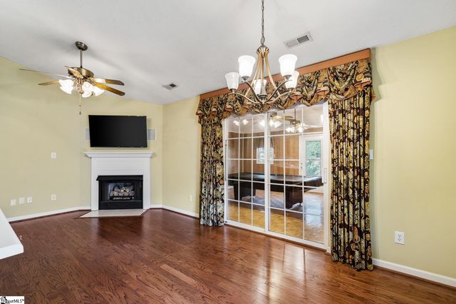 11 Cherry Cove Lane, Taylors, SC 29650
